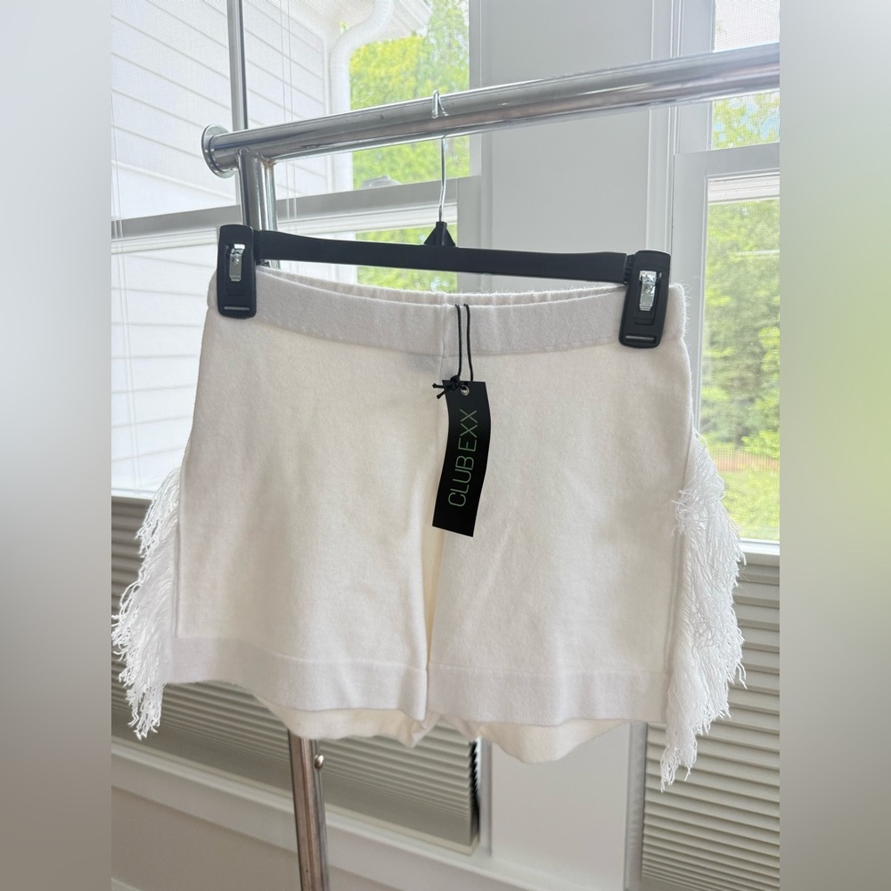 DOLLS KILL ✨High Waist White Shorts✨